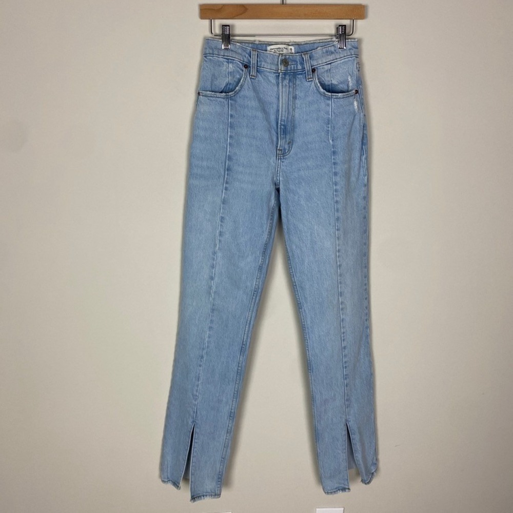 Abercrombie & Fitch The 90s Straight Ultra High Rise Jeans 26 Long Split Hem